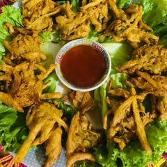 A picture of Chicken n vegetables pokora.