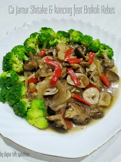 Foto resep Ca Jamur Shitake, Kancing feat Brokoli Rebus