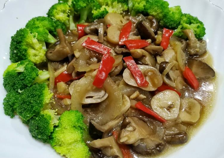 Resep Ca Jamur Shitake, Kancing feat Brokoli Rebus yang Menggugah Selera