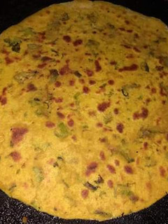 ब्रोकली पराठा (broccoli paratha recipe in Hindi) रेसिपी मुख्य फोटो