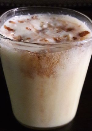 કસ્ટર્ડ મિલ્ક શેક (custard Milk shake recipe in gujarati) રેસીપી મુખ્ય ફોટો