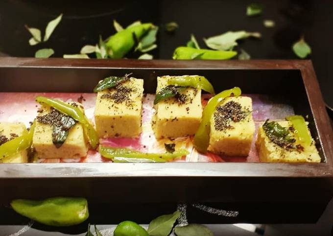 Khaman Dhokla