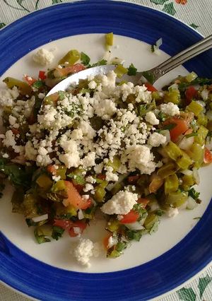Una foto de Ensalada de nopales. ॐ
