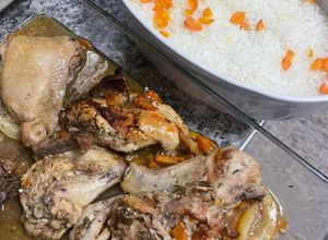 Foto de Frango Assado com Cenoura, Cebola e Batatas