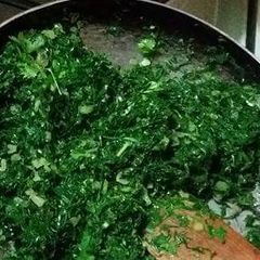 A picture of Sauteed kales.