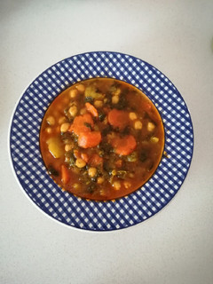 Una foto de Potaje de garbanzos y espinacas (Olla Gm g)