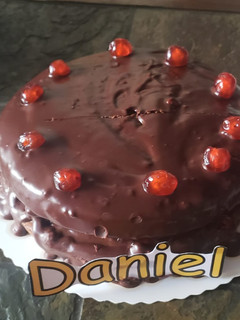 Una foto de Pastel de Chocolate & Cherry para Daniel