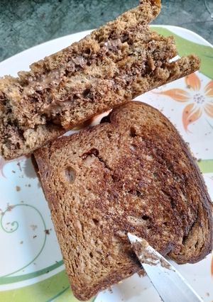 কুড়মুড়ে চকোলেট ব্রেড (choco;ate bread recipe in Bengali) রেসিপির প্রধান ছবি