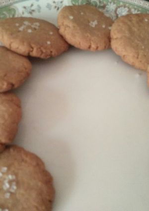 A picture of Whole_wheat_coconut_crunch_cookies#.