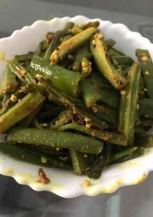 ભીંડા મરચા સંભારો (Bhinda Marcha Sambharo Recipe In Gujarati) રેસીપી મુખ્ય ફોટો