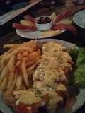 Milanga de carne napolitana con papas fritas👏🍟🥗🥢🍺🍱