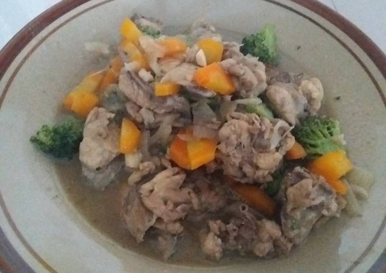 Cah Brokoli wortel ayam (Gak pake minyak)