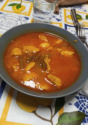 Una foto de Arroz caldoso de pollo
