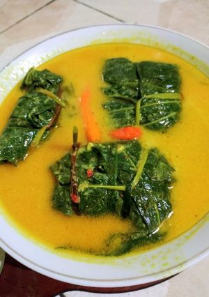 Foto resep Buntil Daun singkong isi udang kelapa muda sangrai #0005
