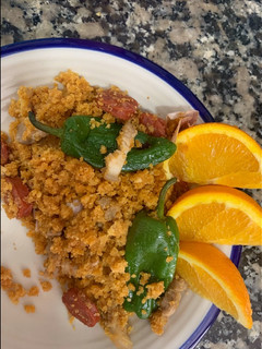 Una foto de Migas con olla gm