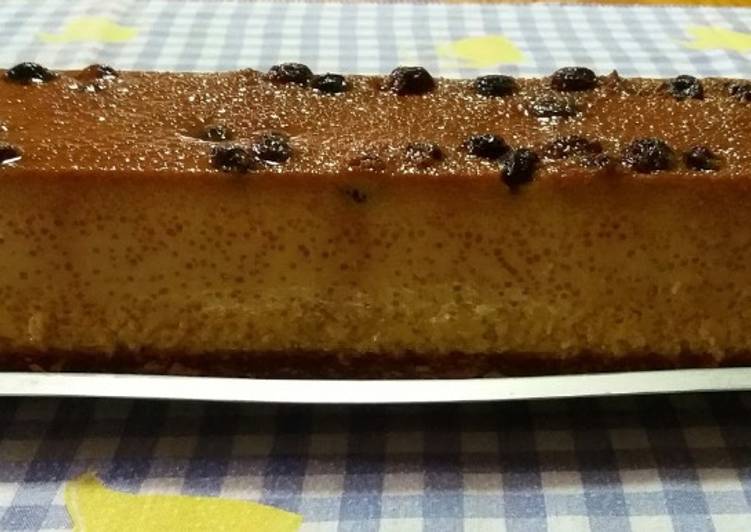 Pudim de Ovos com Vinho do Porto e Passas