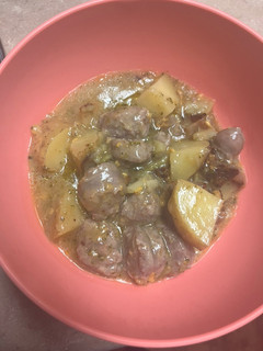 A picture of Cheesy Brat Stew.