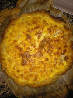 Una foto de Quiche bacon, york, mozzarella
