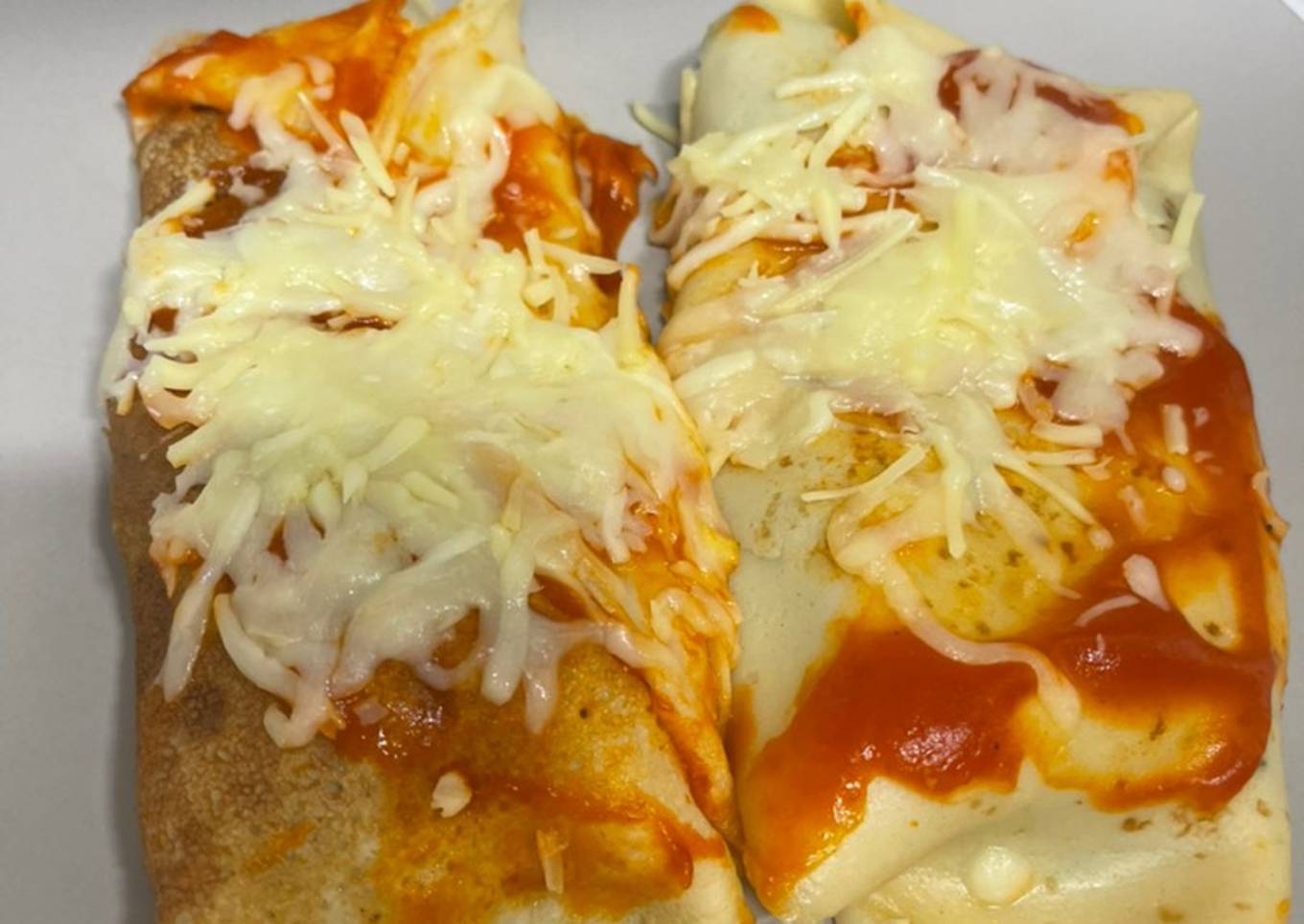 Crepes rellenos de espinacas en Mambo