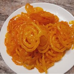A picture of Instant Homemade Crispy Jalebi.