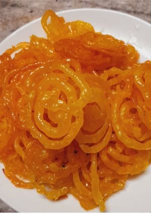 A picture of Instant Homemade Crispy Jalebi.