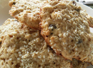 Una foto de Galletas de avena integral y yogurt