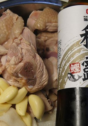 【料亭和露】竹笙燉補雞 的食譜成品照片
