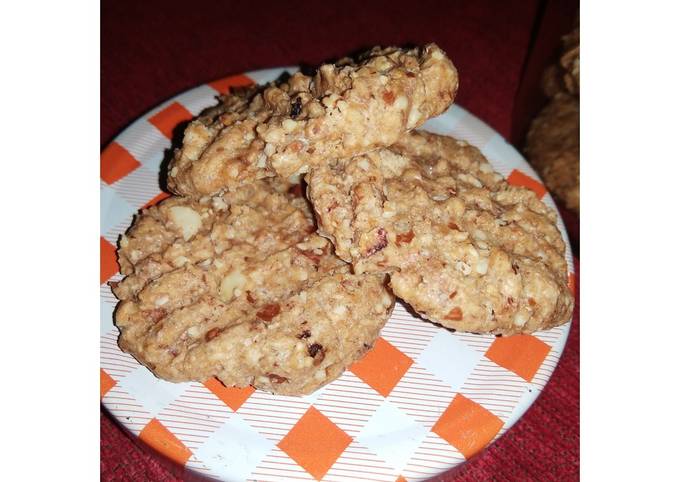 Gluten Free Peanut Meringue Cookies