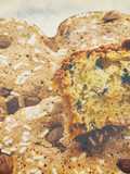 Colomba pasquale con gocce di cioccolato e lievito madre