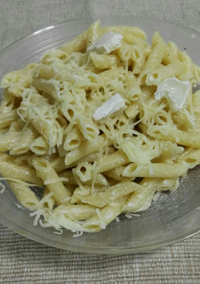 Una foto de Macarrones con mucho queso