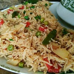 A picture of Rainbow veg pulao.