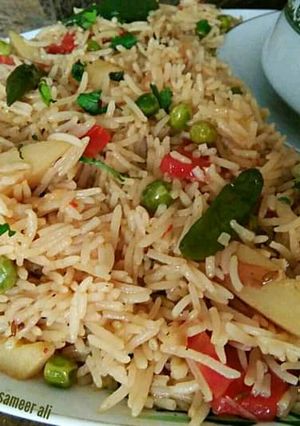 A picture of Rainbow veg pulao.
