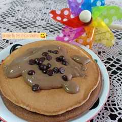A picture of Pancake coklat.
