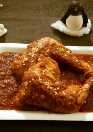 A picture of Laal Kila Leg Piece (Chicken).