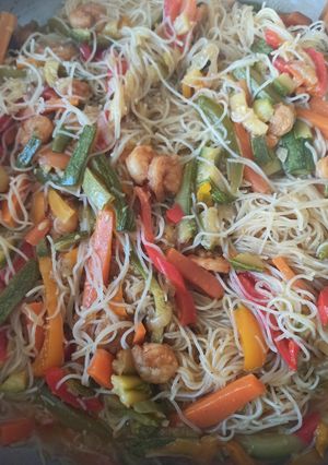 Φωτογραφία της συνταγής Noodles με γαρίδες και λαχανικά