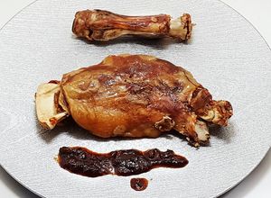 Foto principal de Cabrito asado en crockpot con salsa chutney de manzana