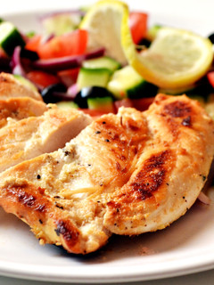Joghurtos-citromos csirkemell recept fotója
