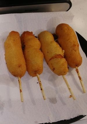 Foto principal de Salchichas en tempura con queso cheddar