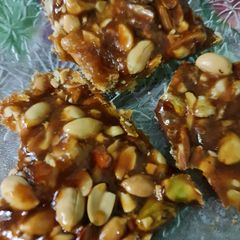 A picture of Mixed nuts chikki.