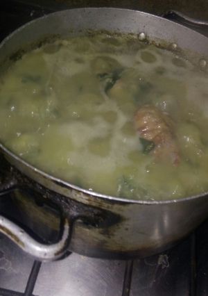 Una foto de Sopa crema de verduras y menudos de pollo