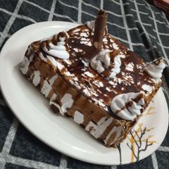 A picture of Biscuits cake.