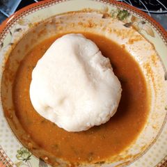 A picture of Tuwan shinkafa miyar taushe.