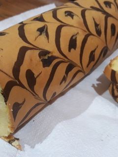 Foto resep Bolu Gulung Strawberry/Blueberry lembut irit telur