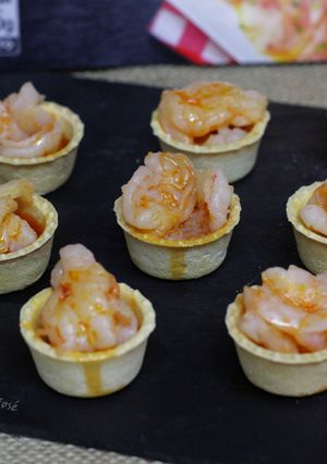 Una foto de Tartaletas de carpaccio de langostinos