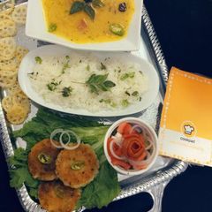 Daal chawal and harai bharai kabab A picture of Daal chawal and harai bharai kabab.