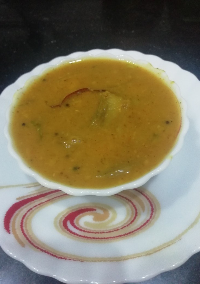 A picture of Udupi Style Sambhar.
