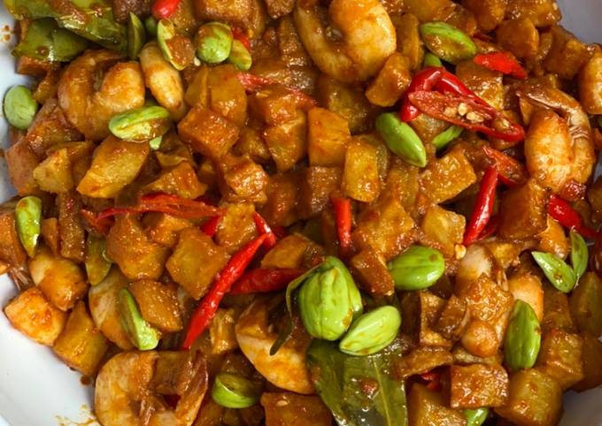 Yuk intip, Bagaimana cara membuat Sambel goreng pete kentang udang hidangan Idul Adha yang enak