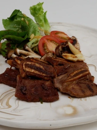 Langkah Mudah untuk Menyiapkan Resep La Galbi Ala Chef Jun Anti Ribet, Enak Banget