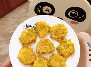 Hình của món Bánh tôm bí đỏ yến mạch.