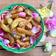 A picture of Balah el Sham (Egyptian churros).